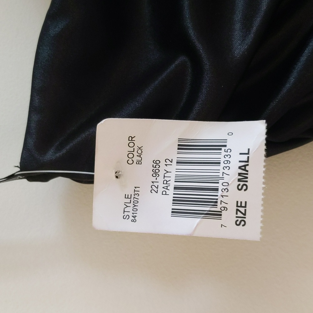 NWT City Triangles Black Satin One Shoulder Mini Dress - Picture 4 of 5
